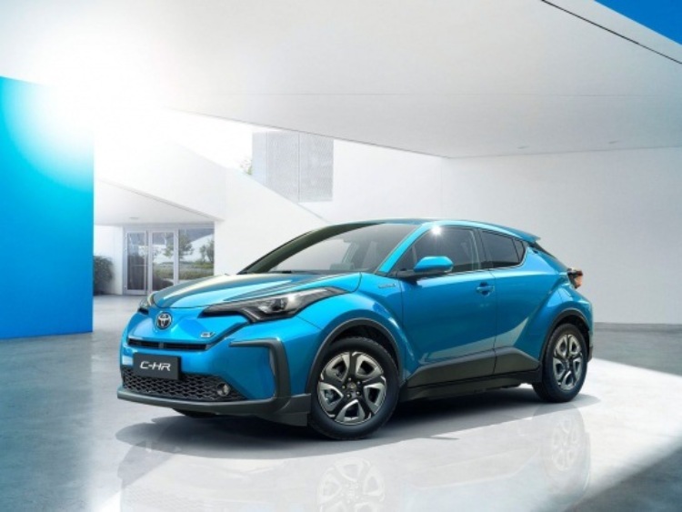 Elektryczna Toyota C-HR 2020 debiutuje w Szanghaju